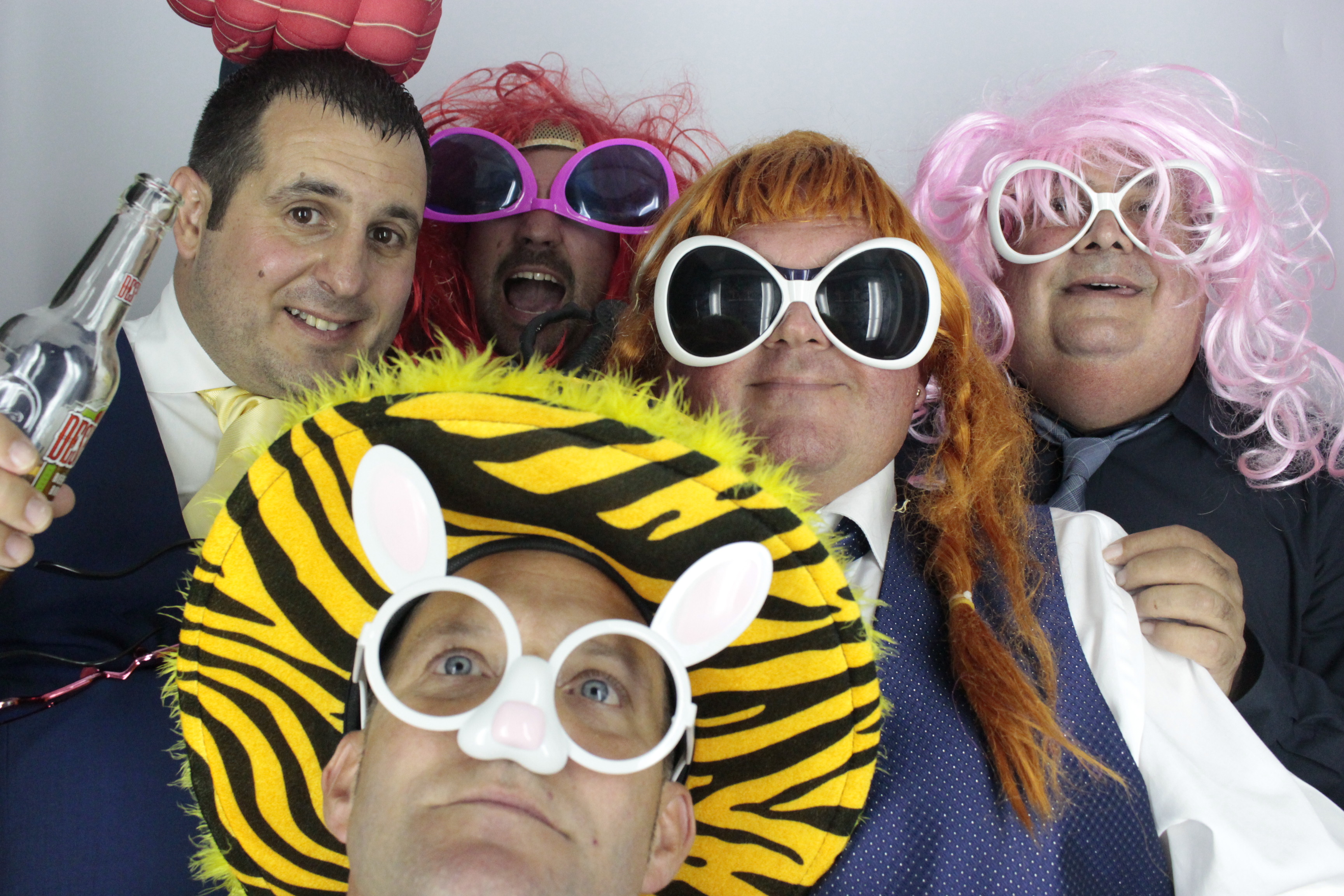  Heather & Daniel's Wedding | View more photos from the event at gallery.myphotoboothexperience.co.uk/u/MyPhotoBoothExperienceLtd/Heather-Daniels-Wedding